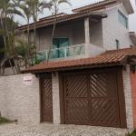 CAS231207 Sobrado à Venda no Suarão Itanhaém – 05 Dormitórios a 20m do Mar