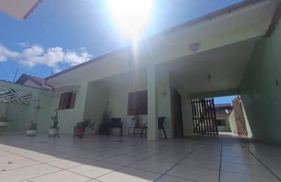 CAS261369 Casa com Terreno de 350m² em Itanhaém – 03 Dormitórios, Edícula e 12 Vagas