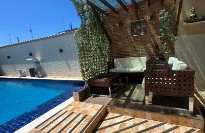 CAS261380 Casa Mobiliada à Venda em Itanhaém – 02 Dormitórios com Piscina de 9 Metros