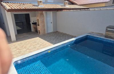 CAS261392 261392 Casa Pronta no Grandesp Itanhaém Lado Praia – 02 Dormitórios e Piscina